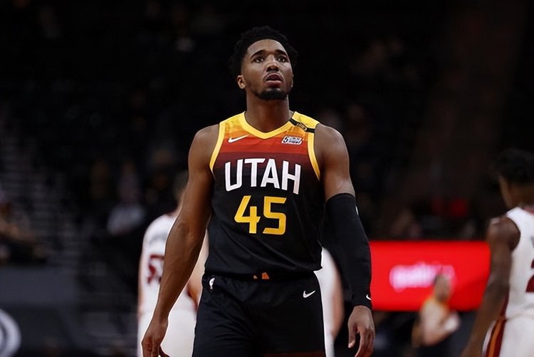 待在接下来 待在接下来